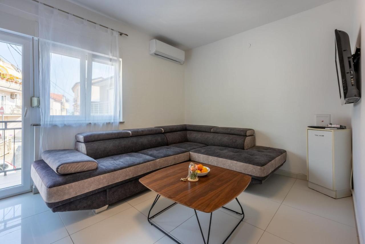 Apartment Robert Crikvenica Eksteriør billede